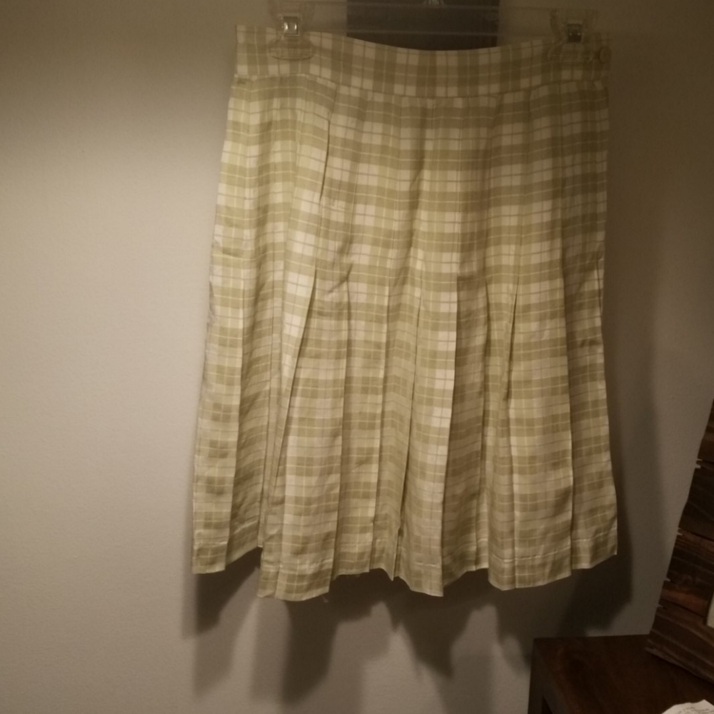 Lime plaid pleated skirt